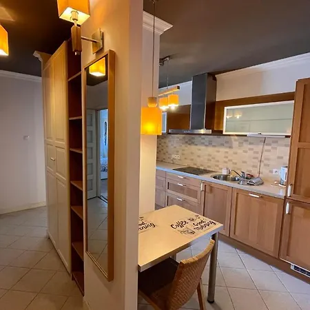 Apartament W Centrum Warszawy Z Darmowym Parkingiem Varsavia Esterno foto