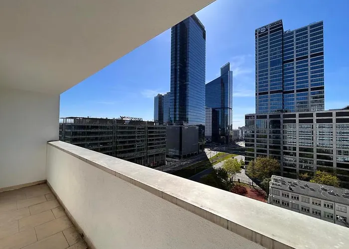 Apartament W Centrum Warszawy Z Darmowym Parkingiem